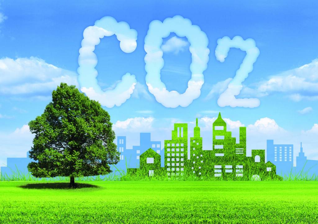 photo : CO2, décarbonisation, concept ville écologique sous le ciel bl