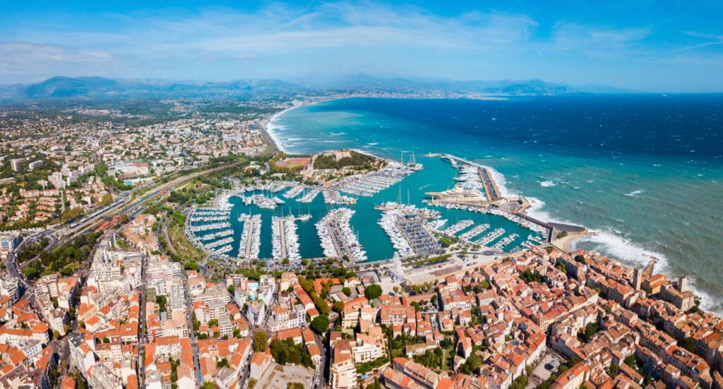 photo : Antibes aerial panoramic view, France
