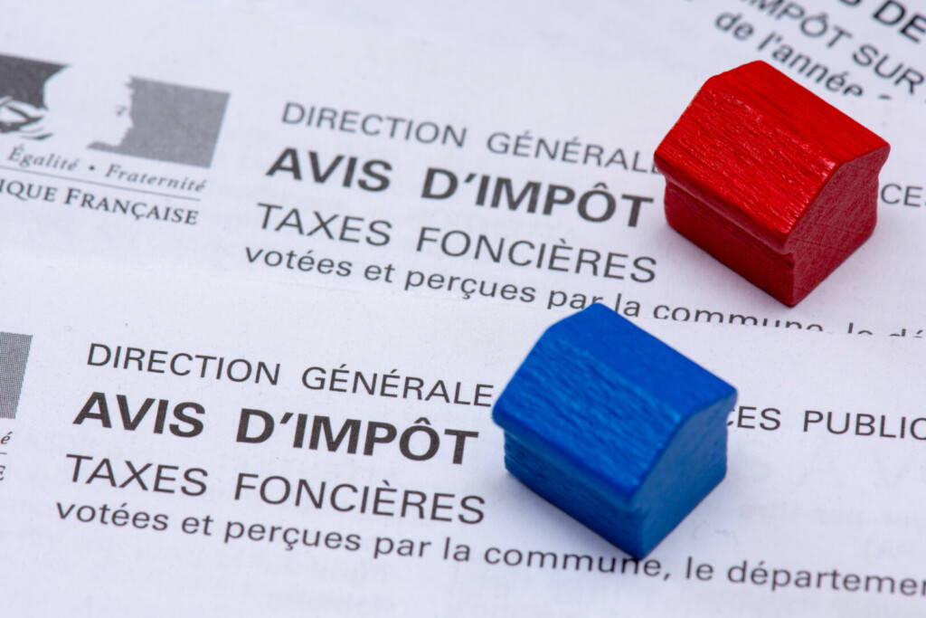 photo : Avis d'impôt taxes foncières, France