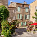 Du pavillon standardisé à la maison patrimoniale : repenser l’immobilier au service des territoires