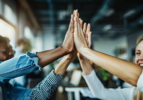 Manager autrement en immobilier : comment révéler le potentiel de ses collaborateurs sans les épuiser